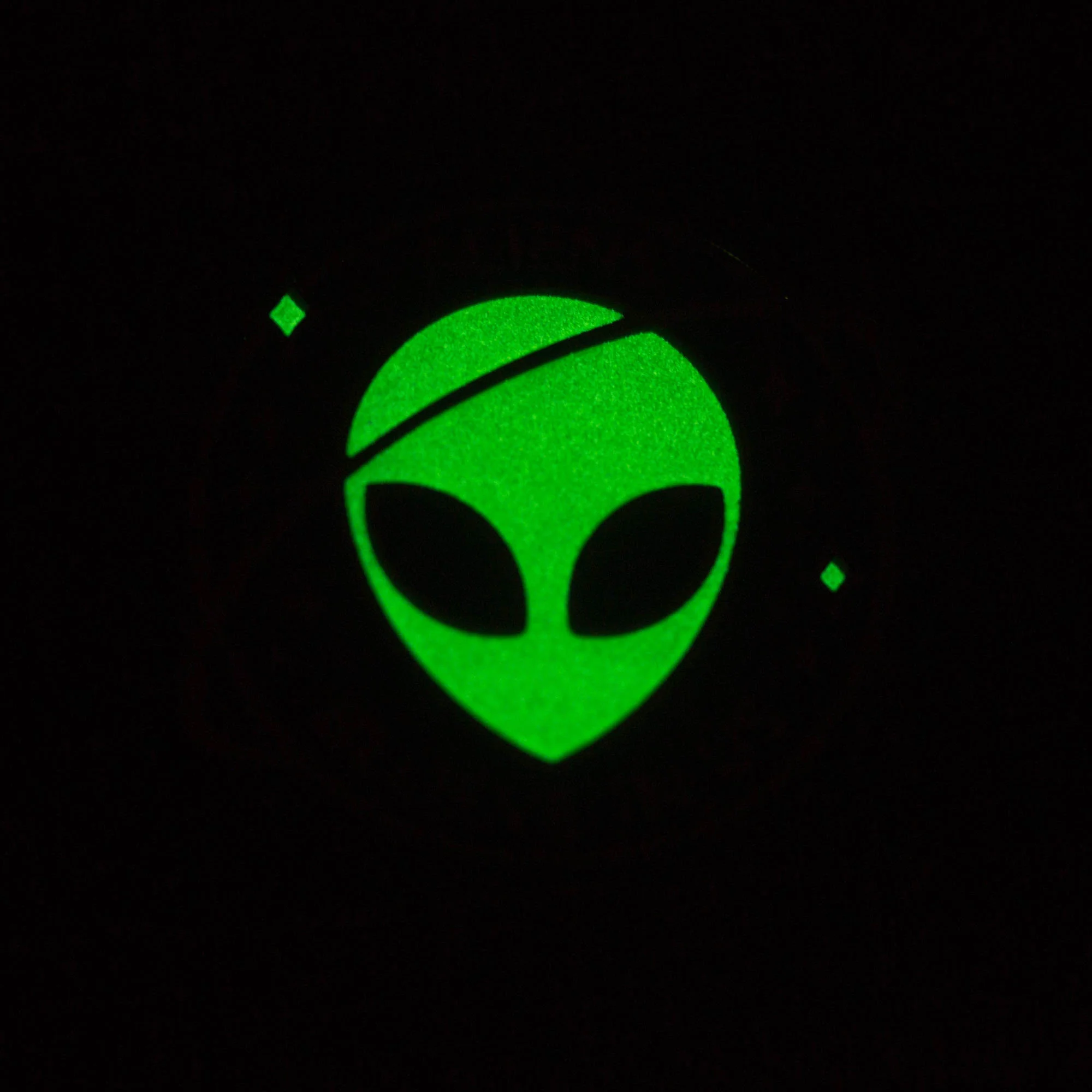Aliens Believe In Us Enamel Pin - Image 3